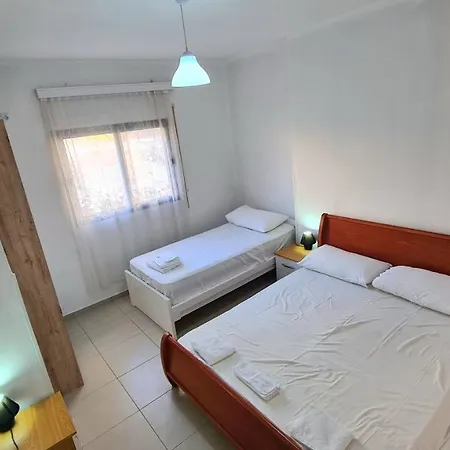 Sea ​​View Apartment Daire Saranda